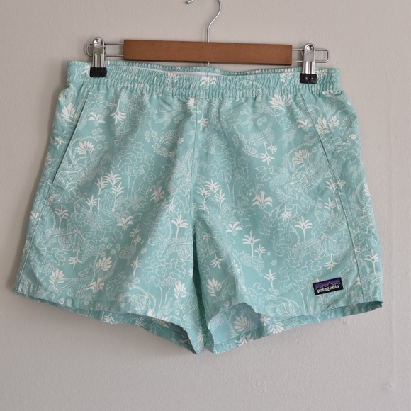 Patagonia Pants - Patagonia baggie shorts